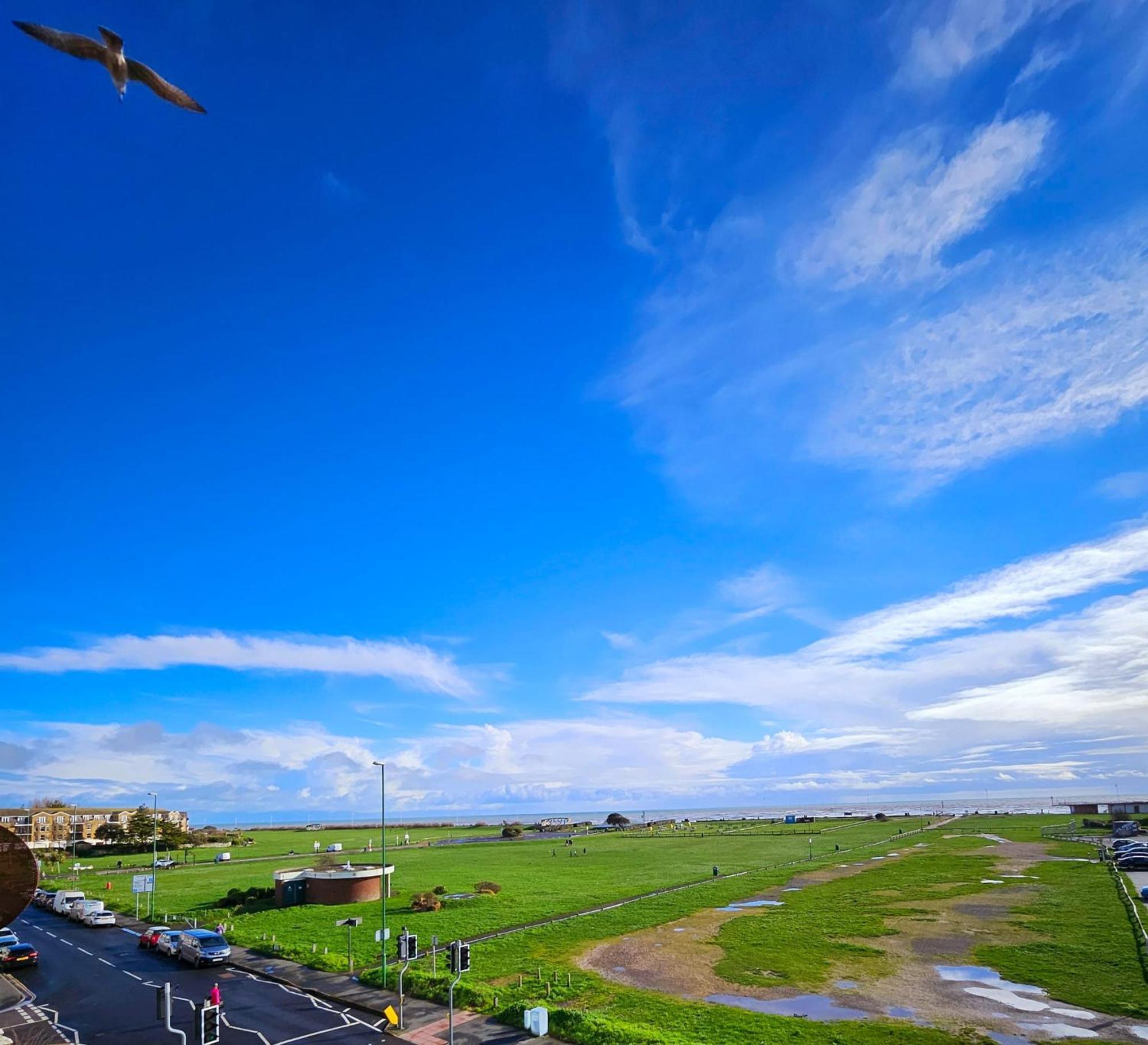 Seaview 2 Bedroom Apartment Littlehampton Exteriér fotografie